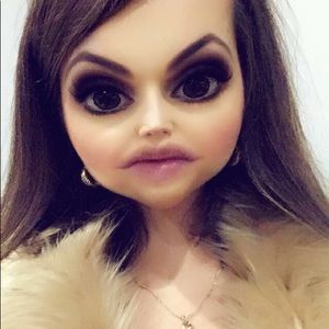 Meet your Posher, Christina